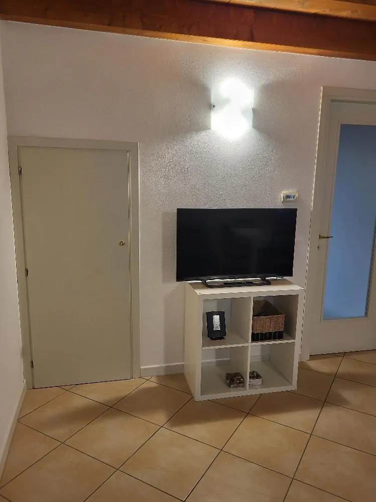 Apartment Soleschiano Gradisca dʼIsonzo 0*,  Olaszország